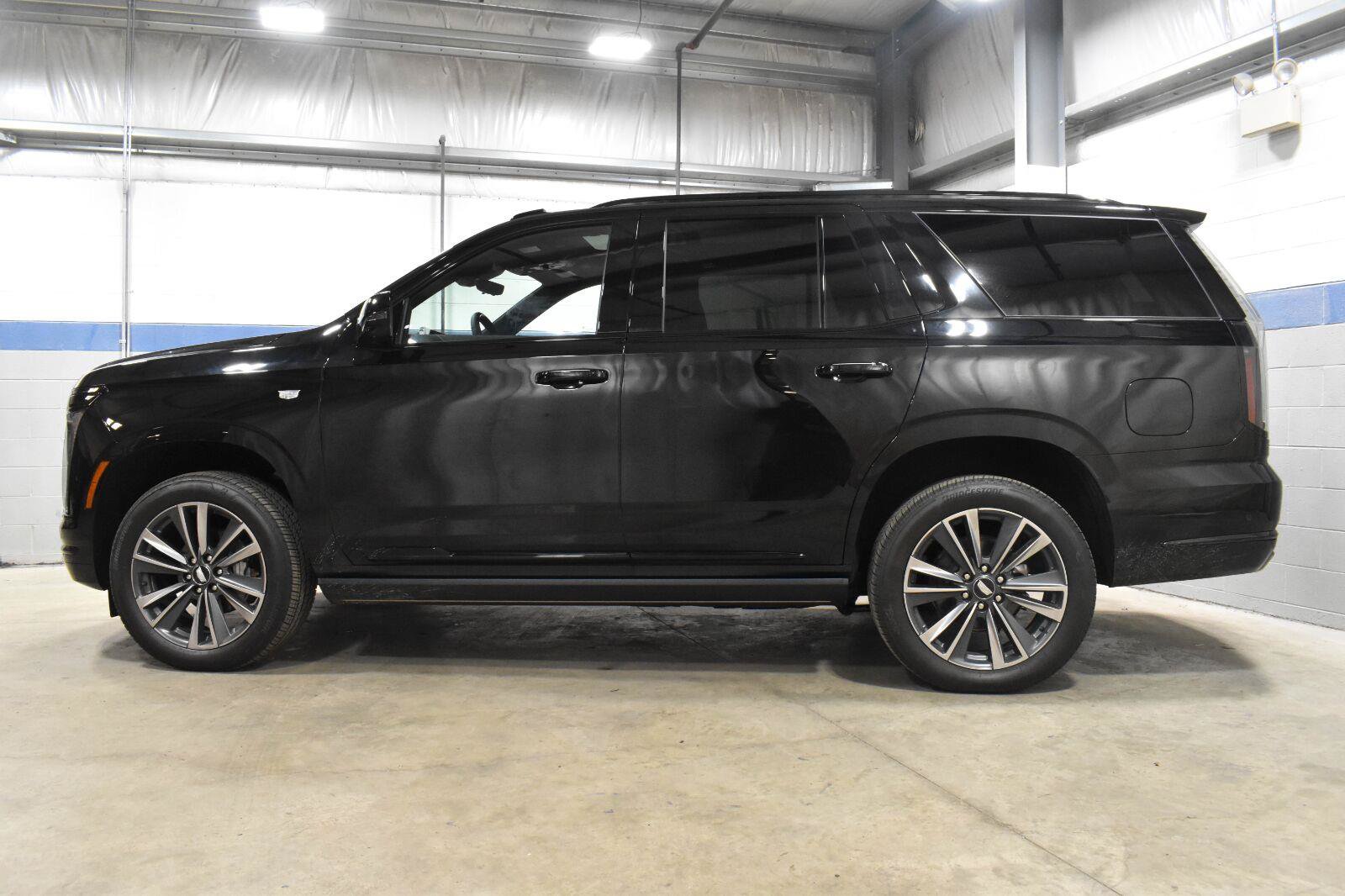 New 2026 Cadillac Escalade Sport AWD/4WD image 13