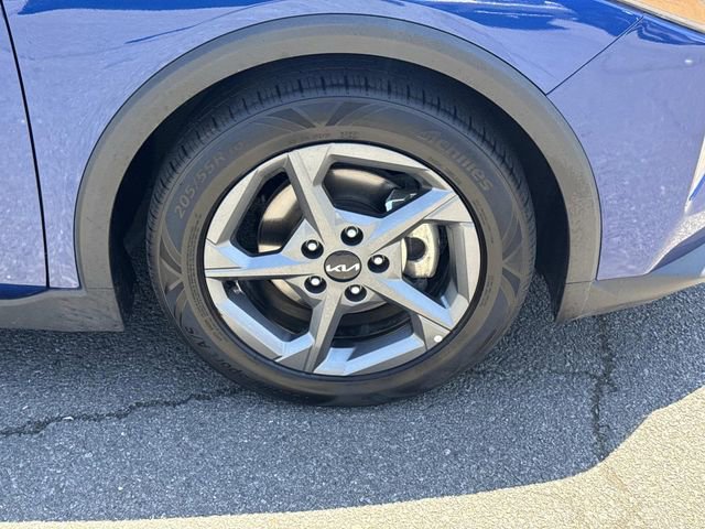 Used 2025 Kia K4 FWD image 7