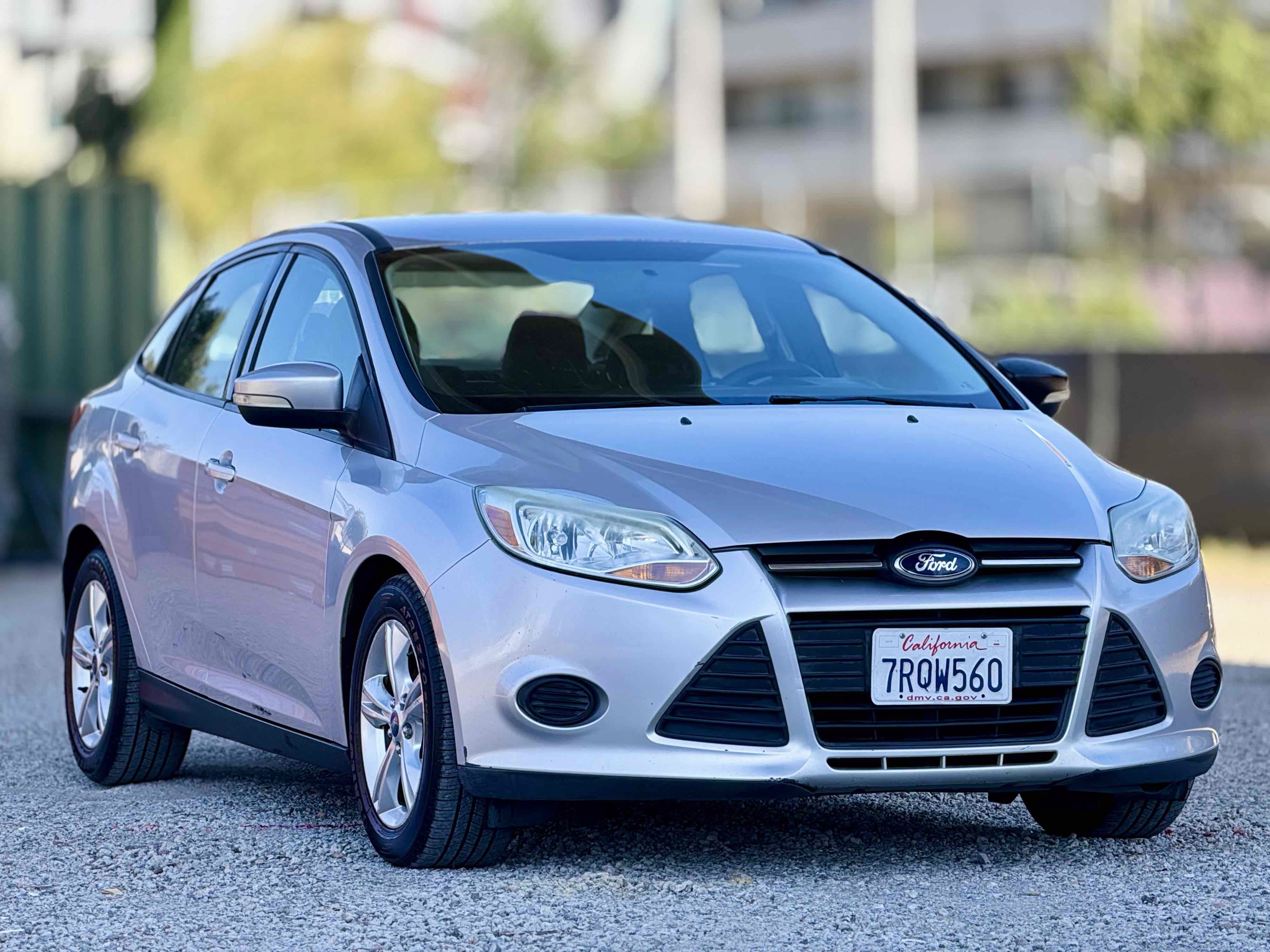 Used 2013 Ford Focus SE FWD image 3