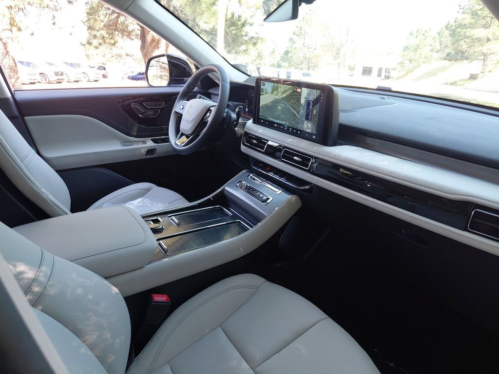 New 2026 Lincoln Aviator AWD image 61