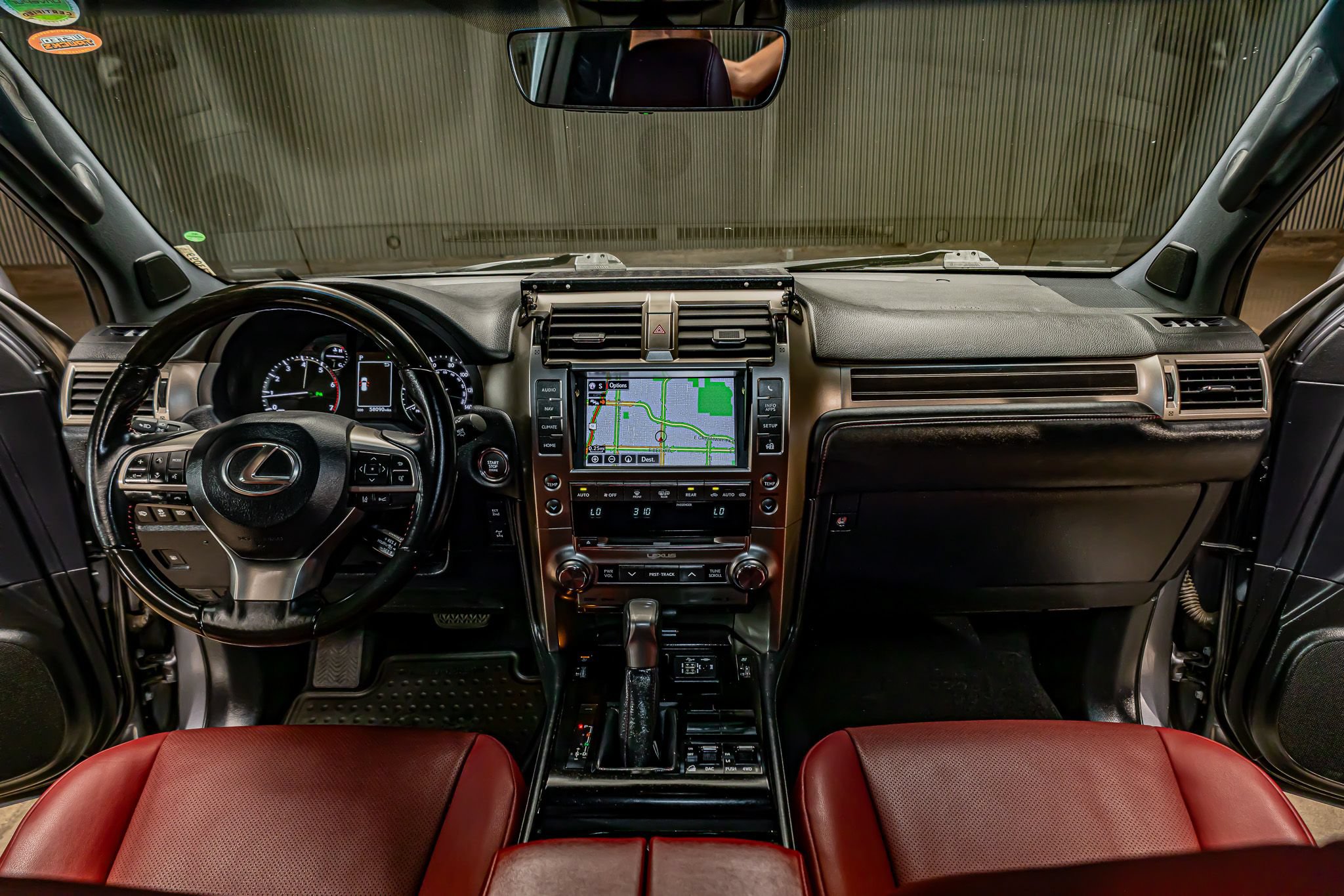 Used 2020 Lexus GX 460 Premium w/ Premium Package AWD/4WD image 17