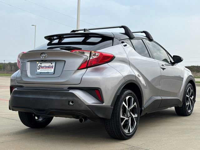 Used 2020 Toyota C-HR XLE image 9