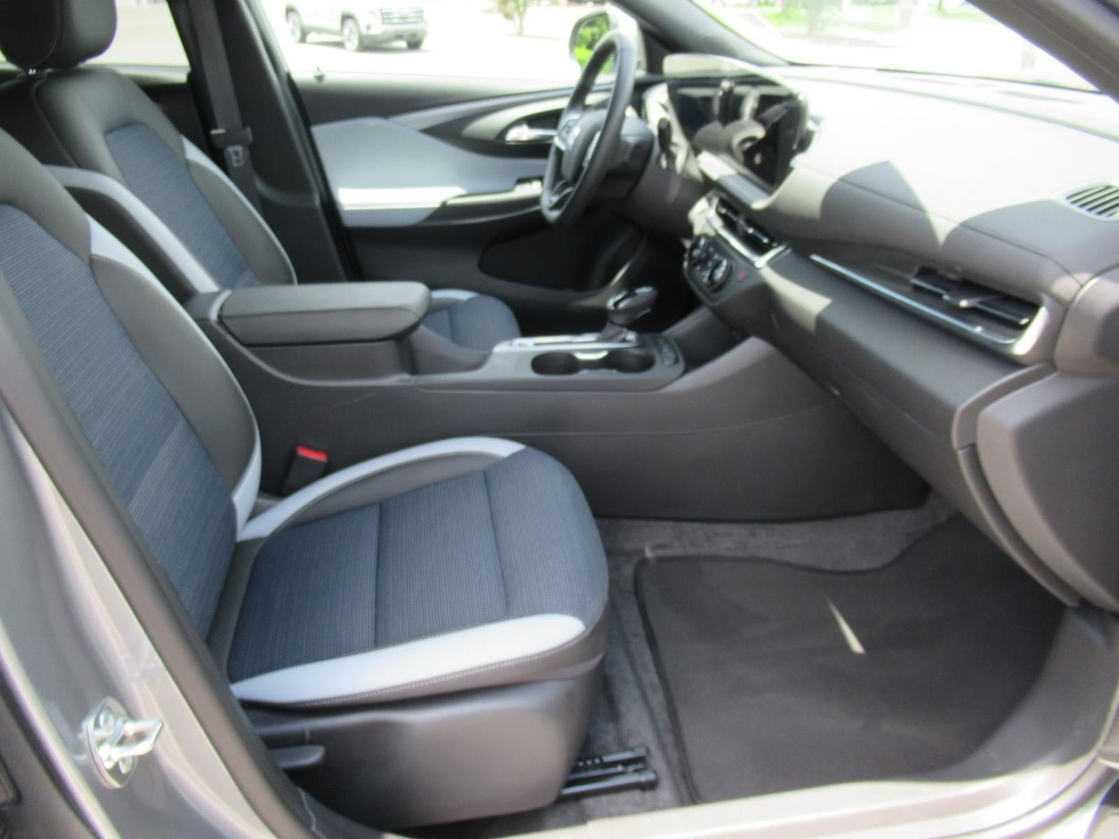 Used 2026 Buick Envista Preferred w/ Convenience I Package FWD image 10