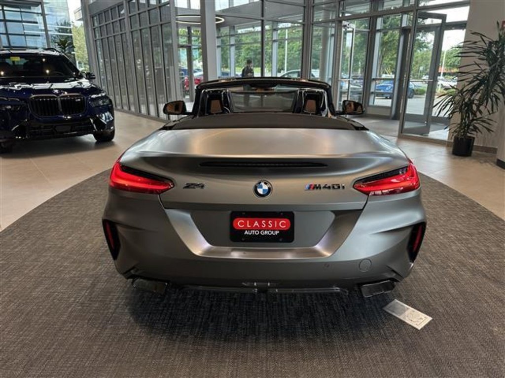 New 2026 BMW Z4 M40i w/ Premium Package image 5