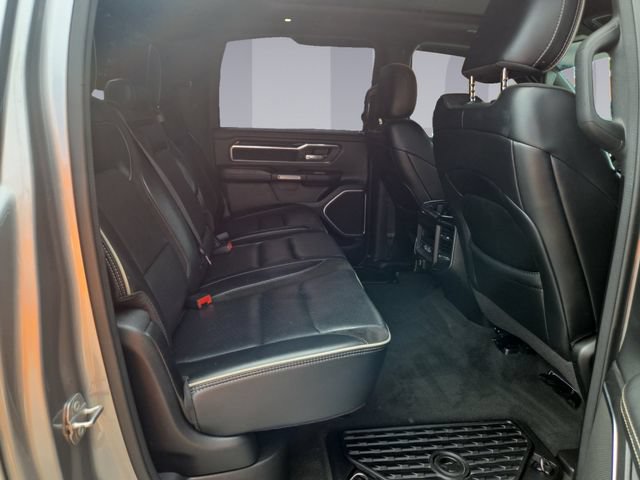 Used 2021 RAM 1500 Laramie AWD/4WD image 18