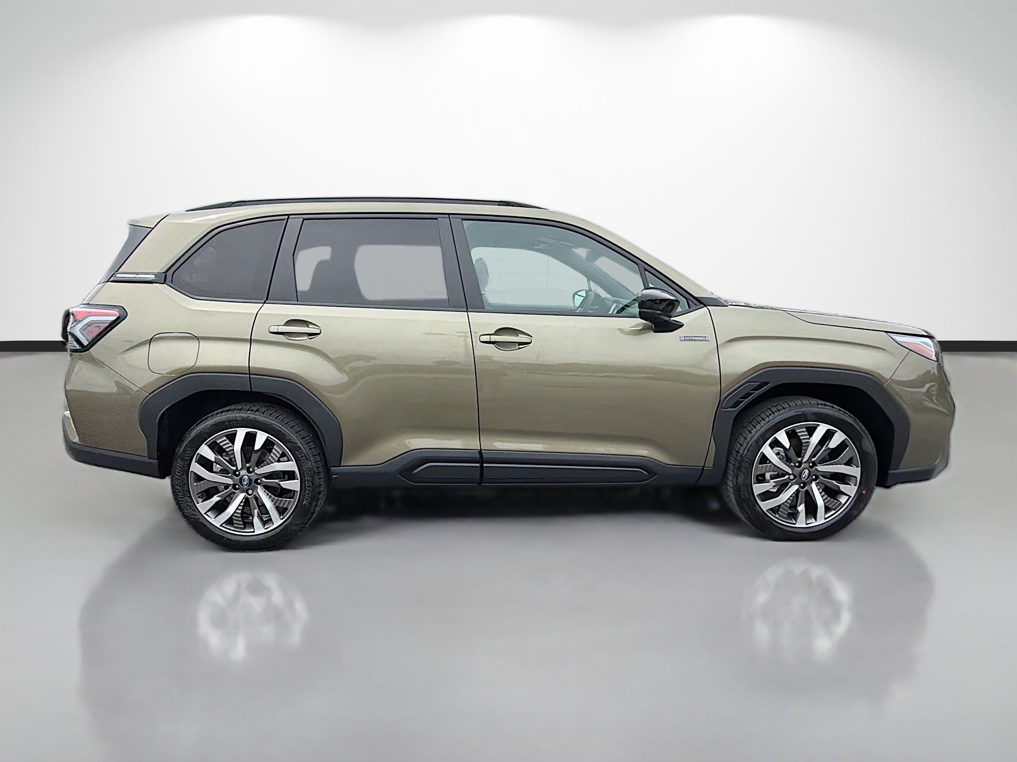 New 2026 Subaru Forester Touring AWD/4WD image 2
