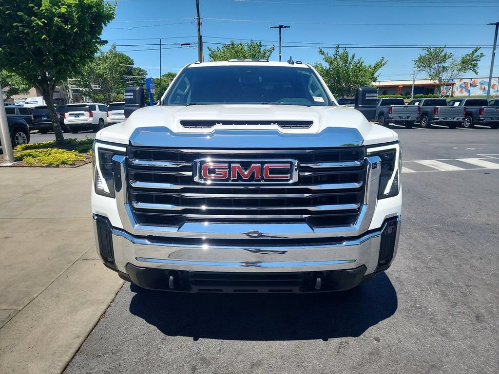 Certified 2024 GMC Sierra 2500 SLE w/ SLE Convenience Package AWD/4WD image 3