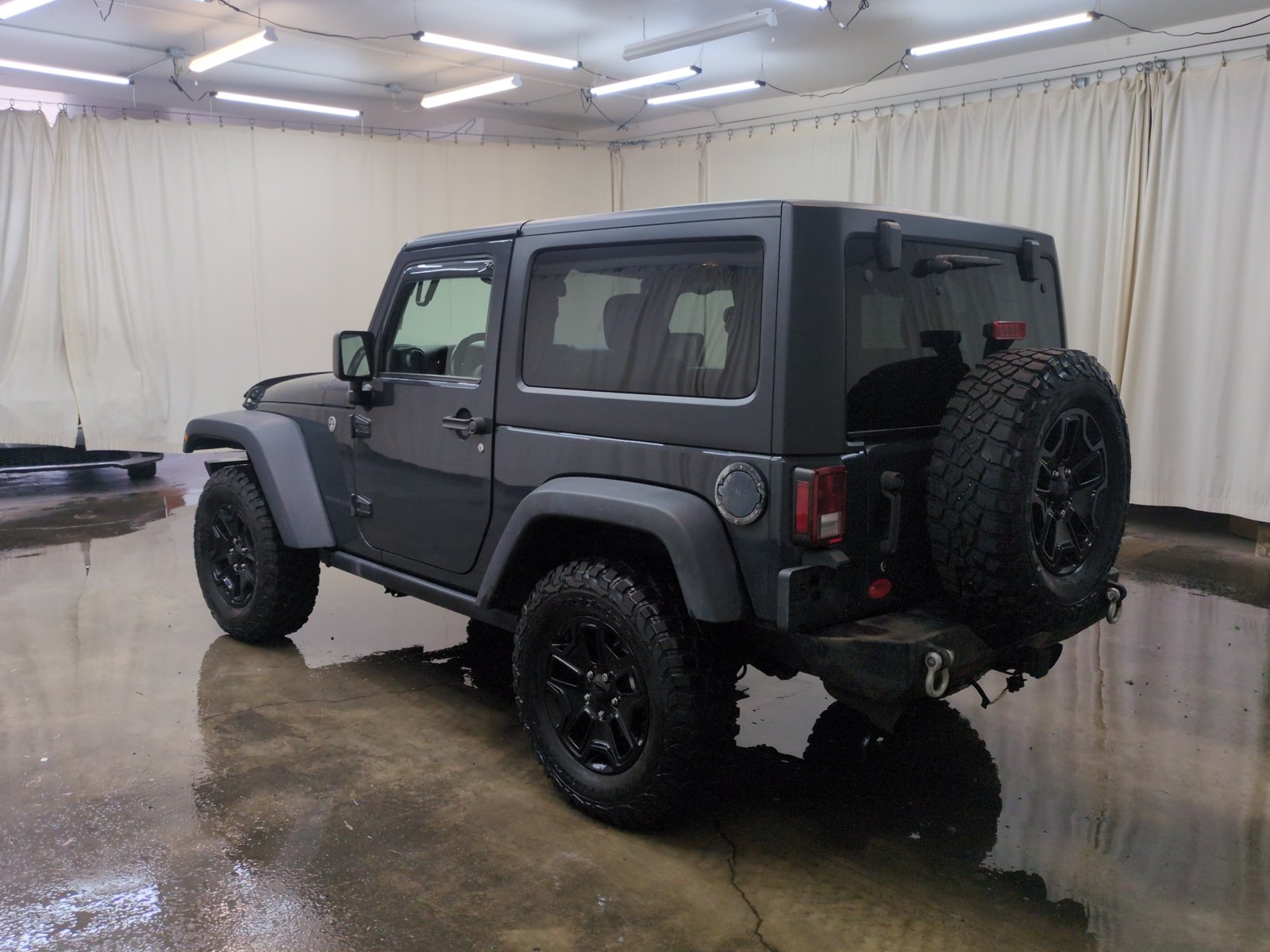 Used 2017 Jeep Wrangler Sport AWD/4WD image 9