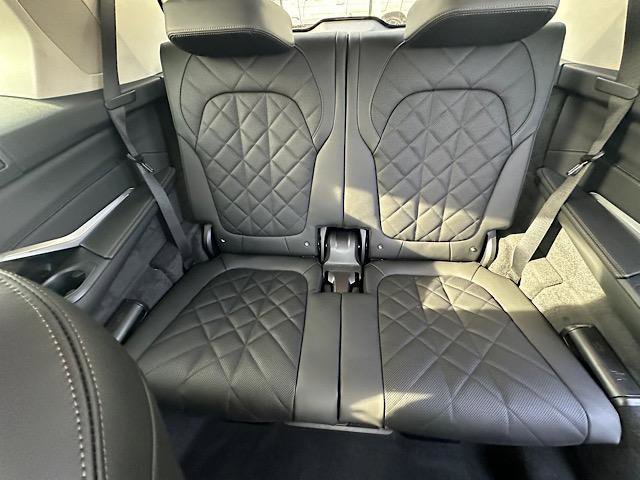 New 2026 BMW X7 xDrive40i image 6