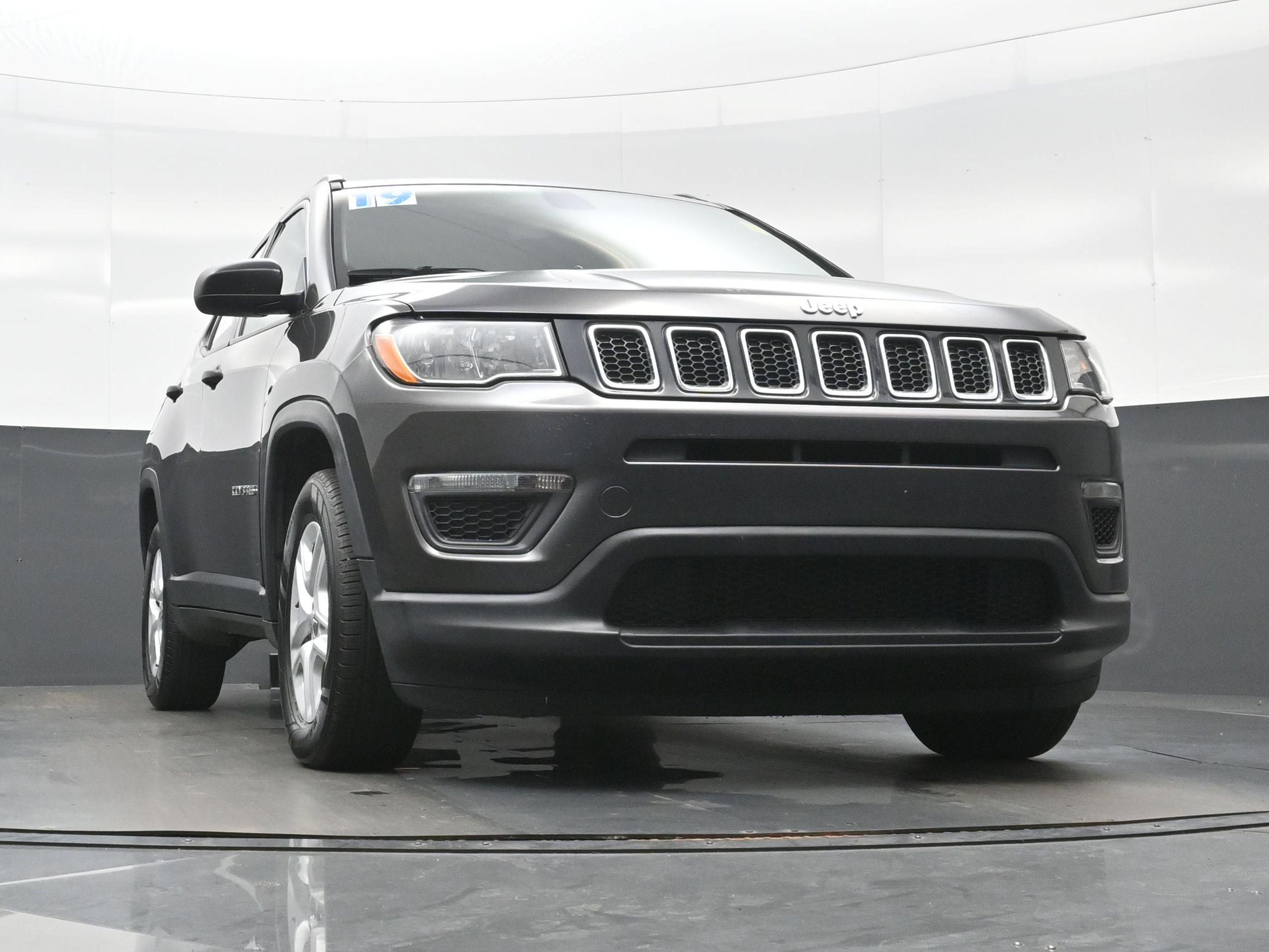 Used 2019 Jeep Compass Sport FWD image 30