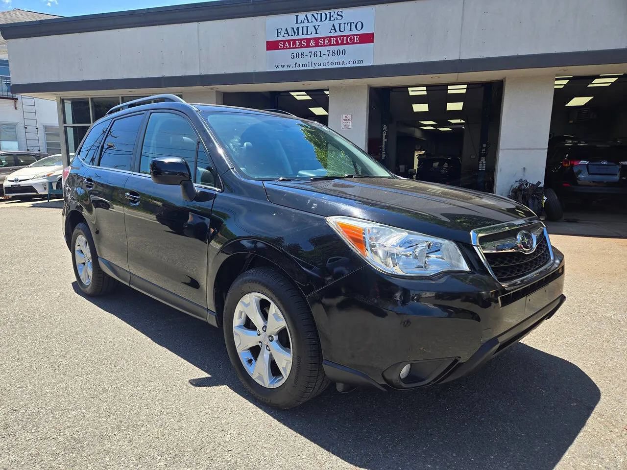 Used 2014 Subaru Forester 2.5i Limited AWD/4WD image 32