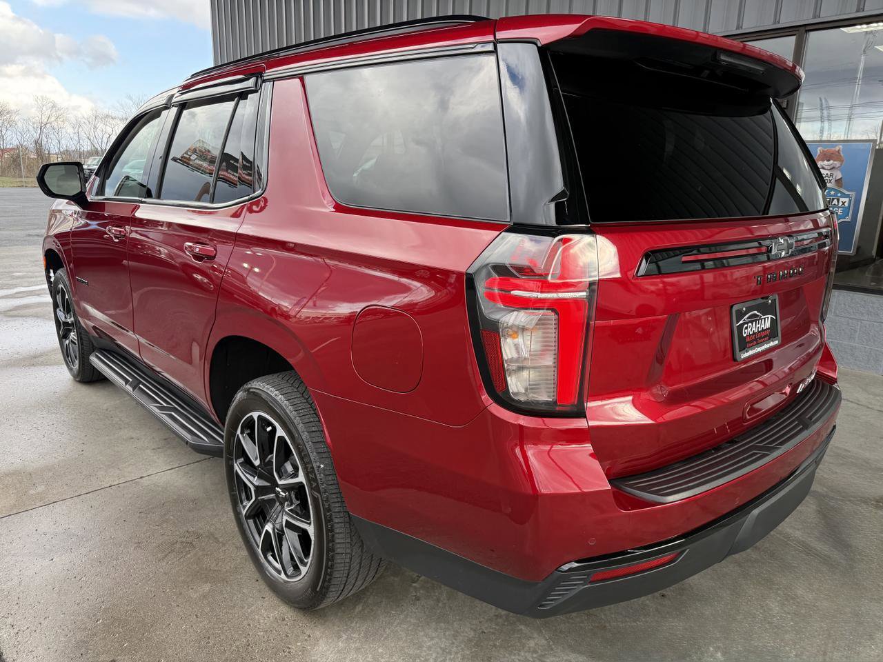 Used 2024 Chevrolet Tahoe RST AWD/4WD image 7