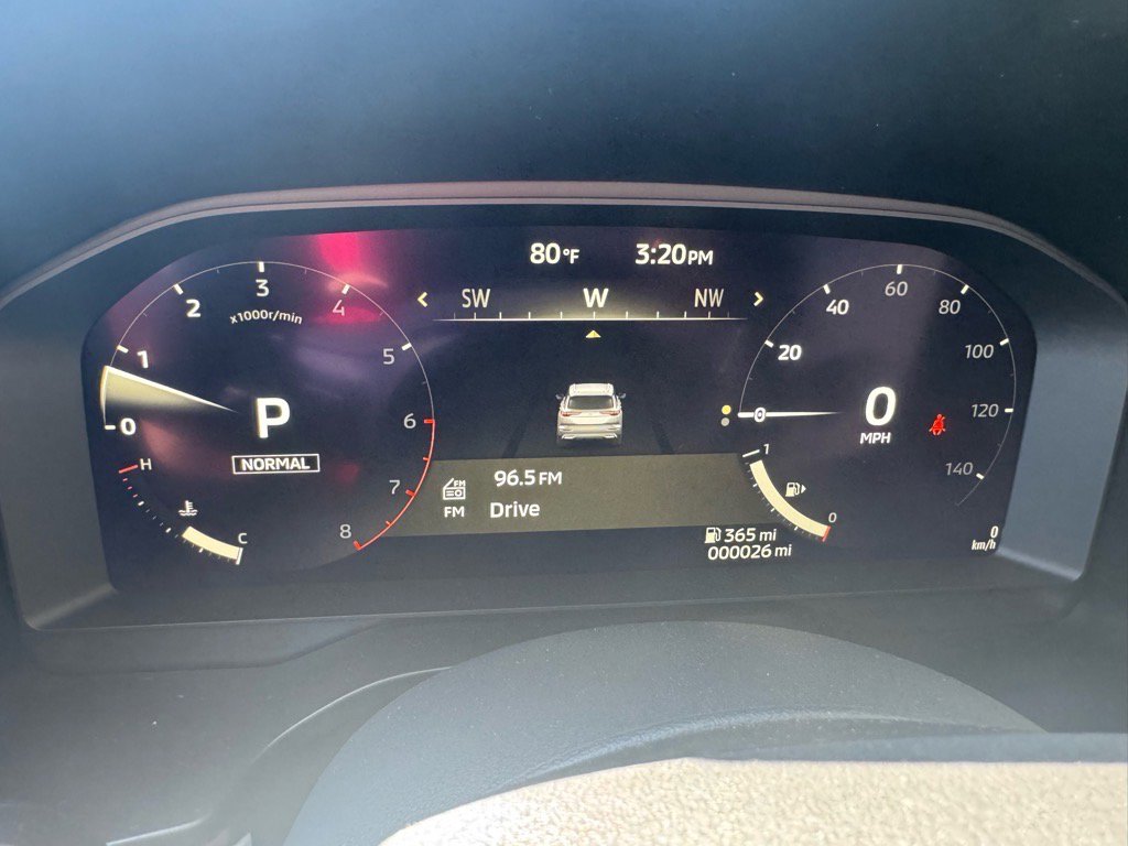 Used 2025 Mitsubishi Outlander AWD image 30