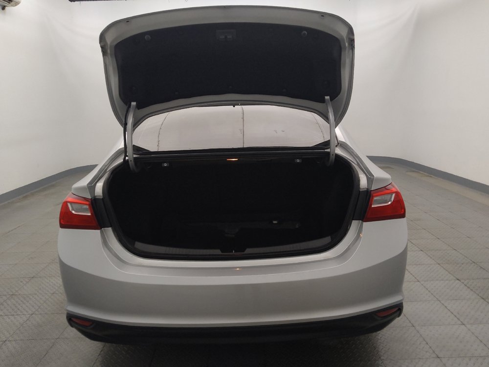 Used 2020 Chevrolet Malibu LS FWD image 29