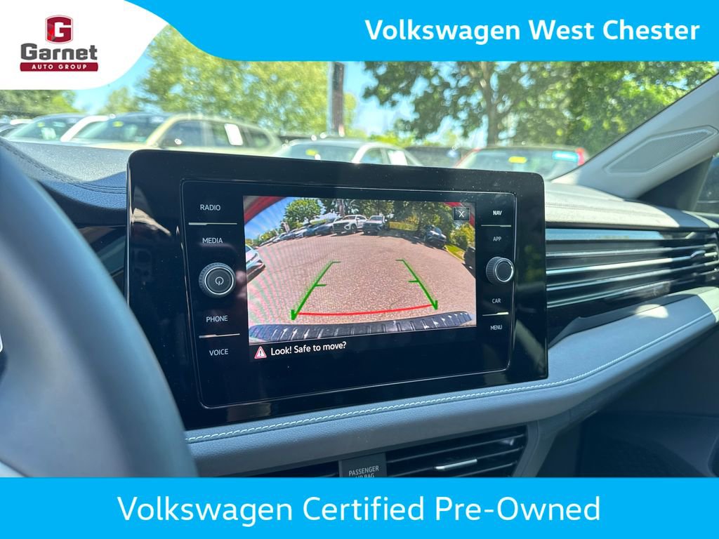 Used 2025 Volkswagen Jetta SEL FWD image 19
