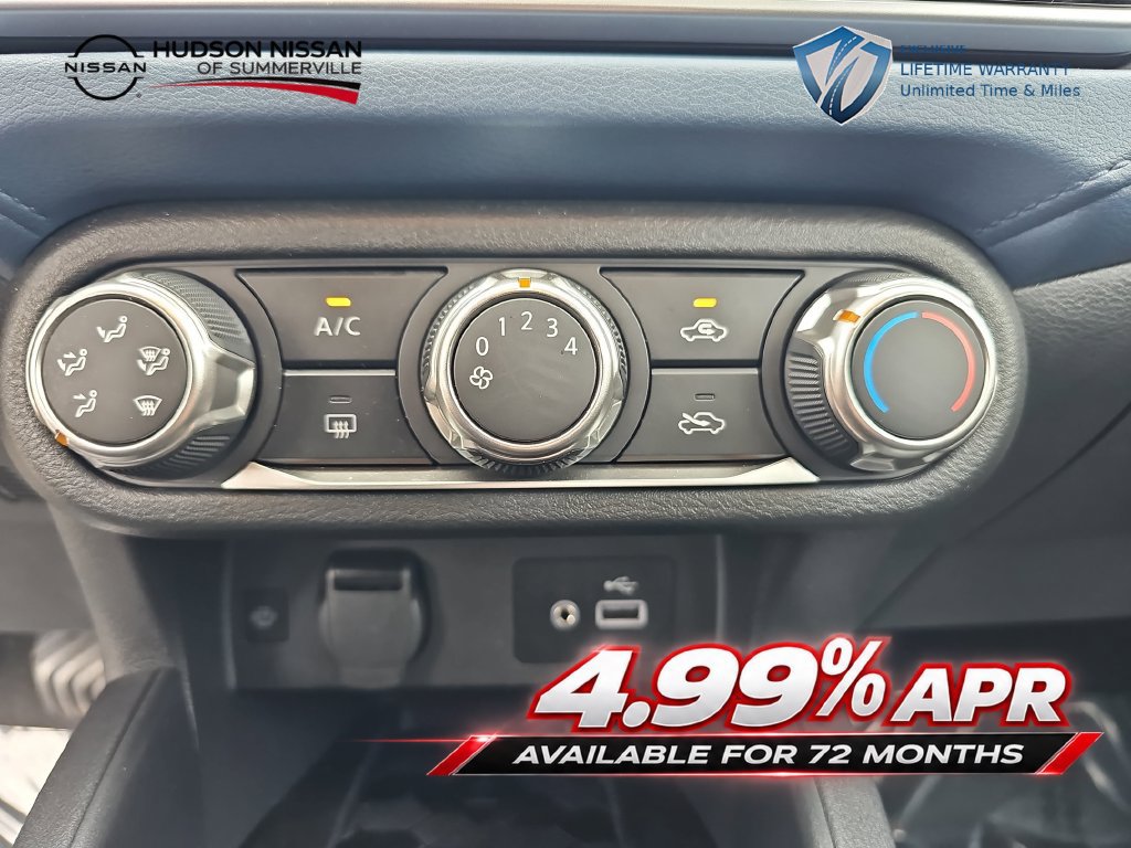 Used 2025 Nissan Versa SV w/ Trunk Package FWD image 25