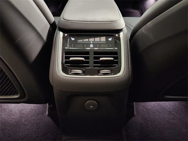 New 2025 Volvo XC90 T8 Plus w/ Protection Package Premier image 31