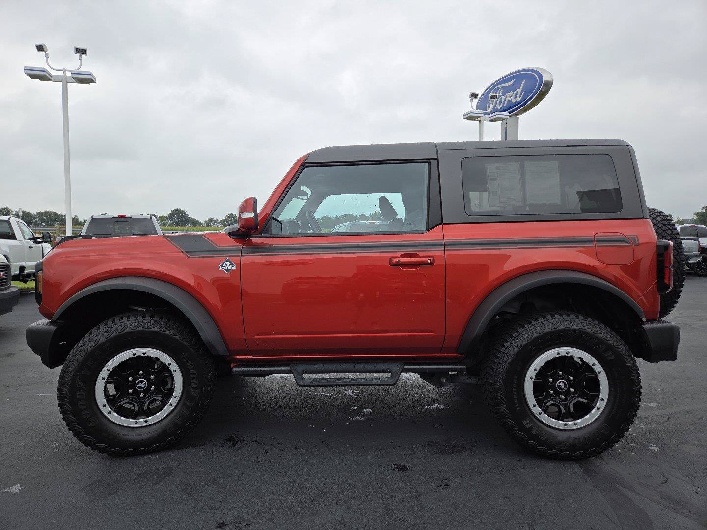 Used 2023 Ford Bronco Outer Banks w/ Sasquatch Package AWD/4WD image 14