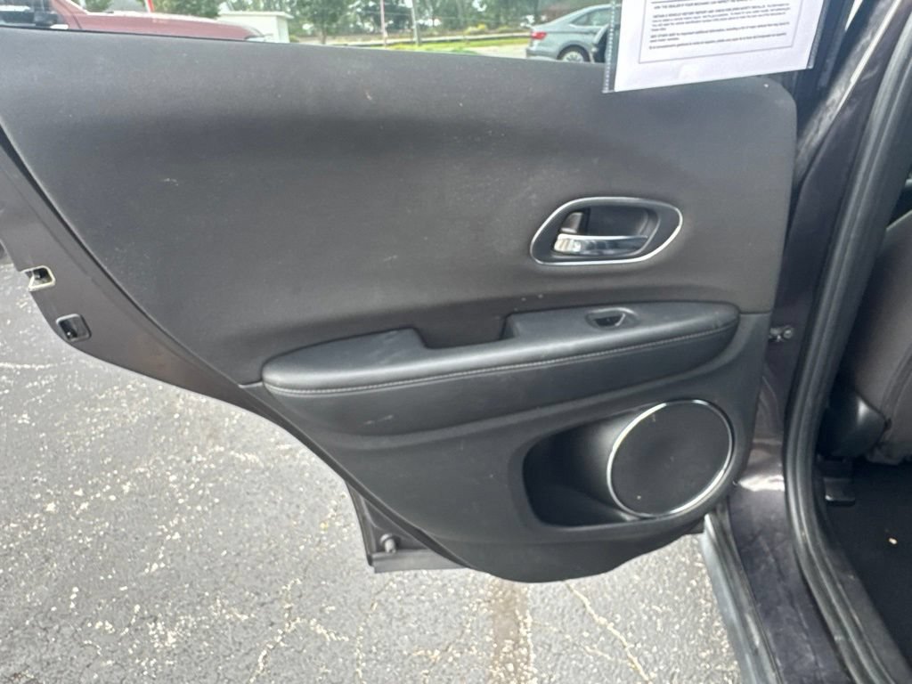 Used 2016 Honda HR-V EX image 29