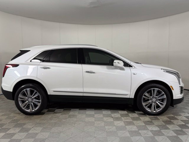 Certified 2024 Cadillac XT5 Premium Luxury FWD image 10