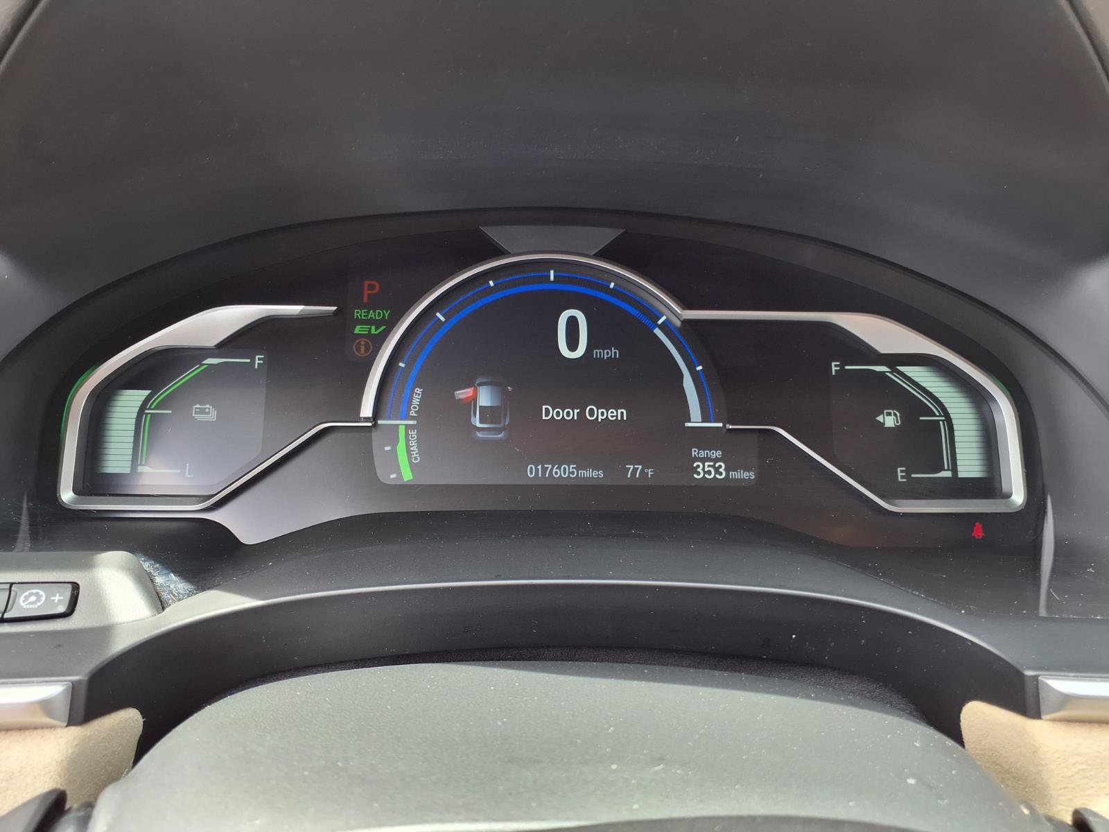 Used 2021 Honda Clarity Touring image 29