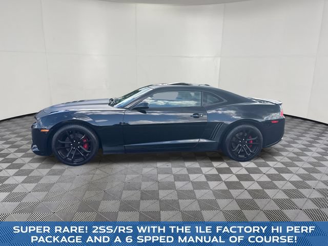Used 2015 Chevrolet Camaro SS w/ SS Performance Package RWD image 2