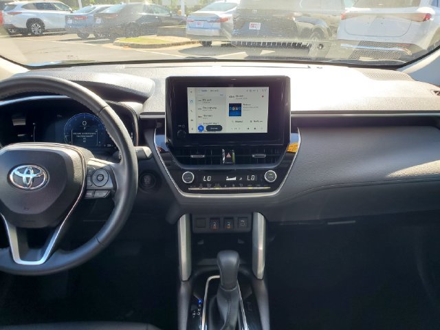 Certified 2025 Toyota Corolla Cross XLE AWD/4WD image 14