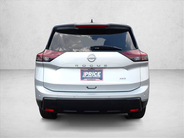 Used 2024 Nissan Rogue S AWD/4WD video 3