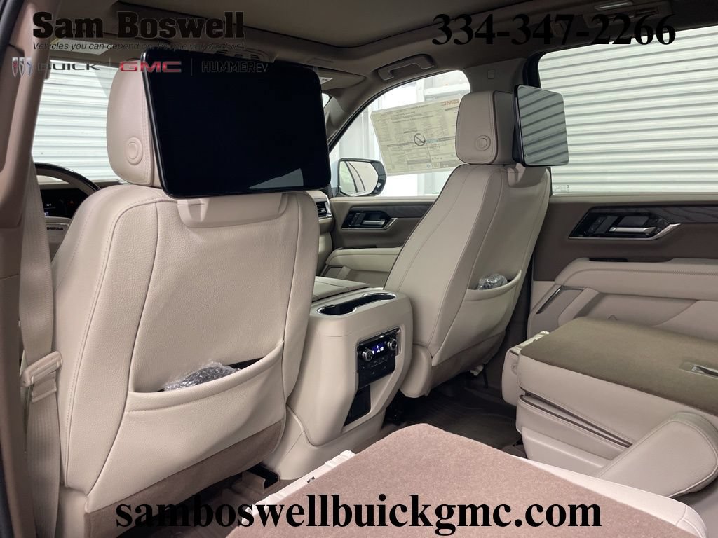 New 2026 GMC Yukon XL Denali w/ Denali Reserve Package RWD image 28
