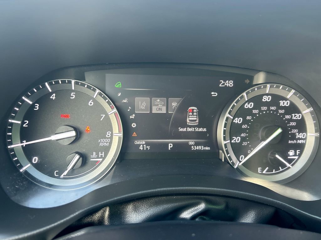 Used 2021 Toyota Highlander XLE image 13