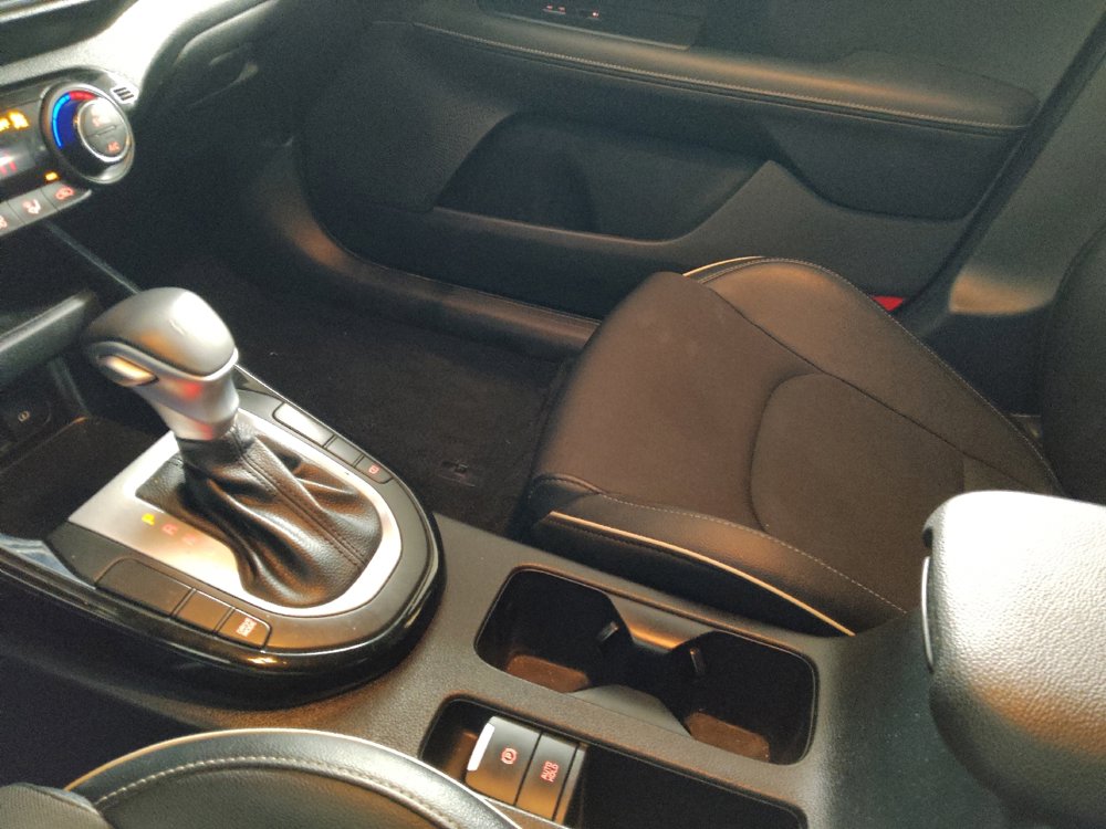 Used 2024 Kia Forte GT-Line FWD image 26