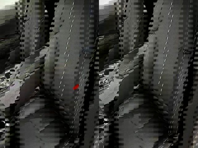 Certified 2025 Cadillac Optiq Sport 2 image 17