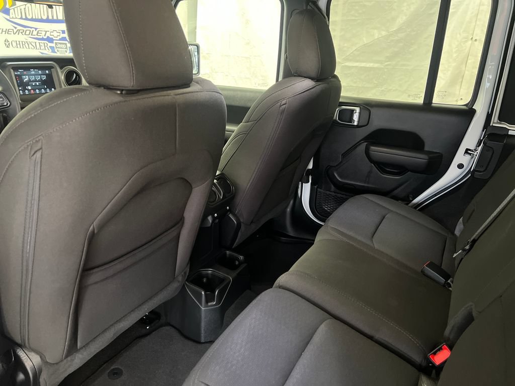 Used 2023 Jeep Wrangler Unlimited Sport AWD/4WD image 36