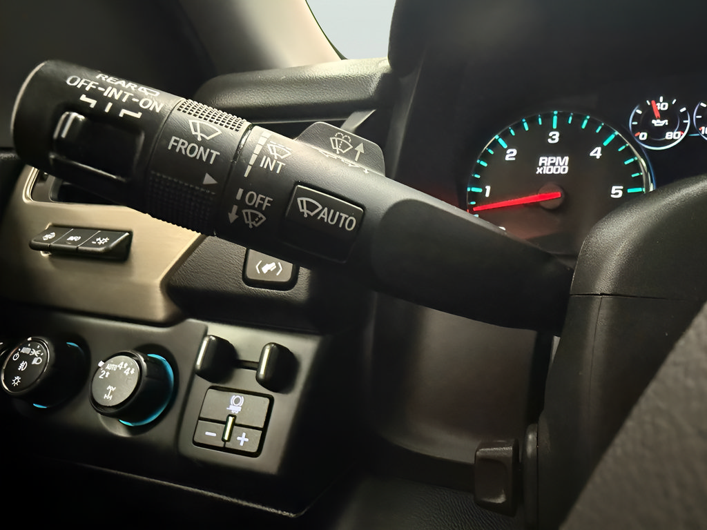 Used 2020 GMC Yukon Denali AWD/4WD image 22