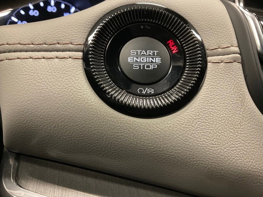 Used 2024 Jeep Compass Limited image 18