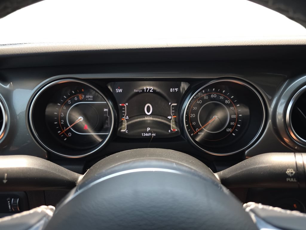 Used 2023 Jeep Gladiator Overland AWD/4WD image 19