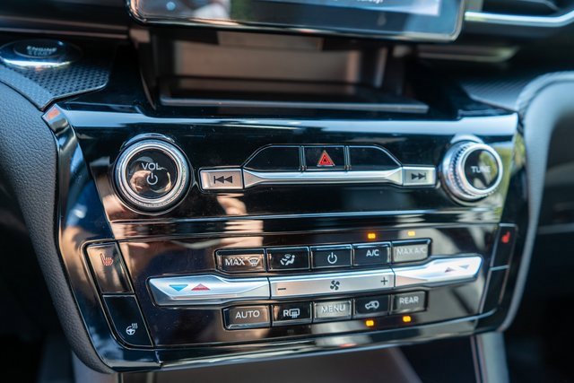 Used 2022 Ford Explorer ST w/ ST Street Pack image 30