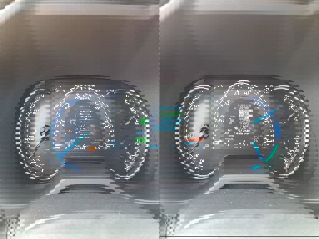 New 2025 Toyota RAV4 SE image 24