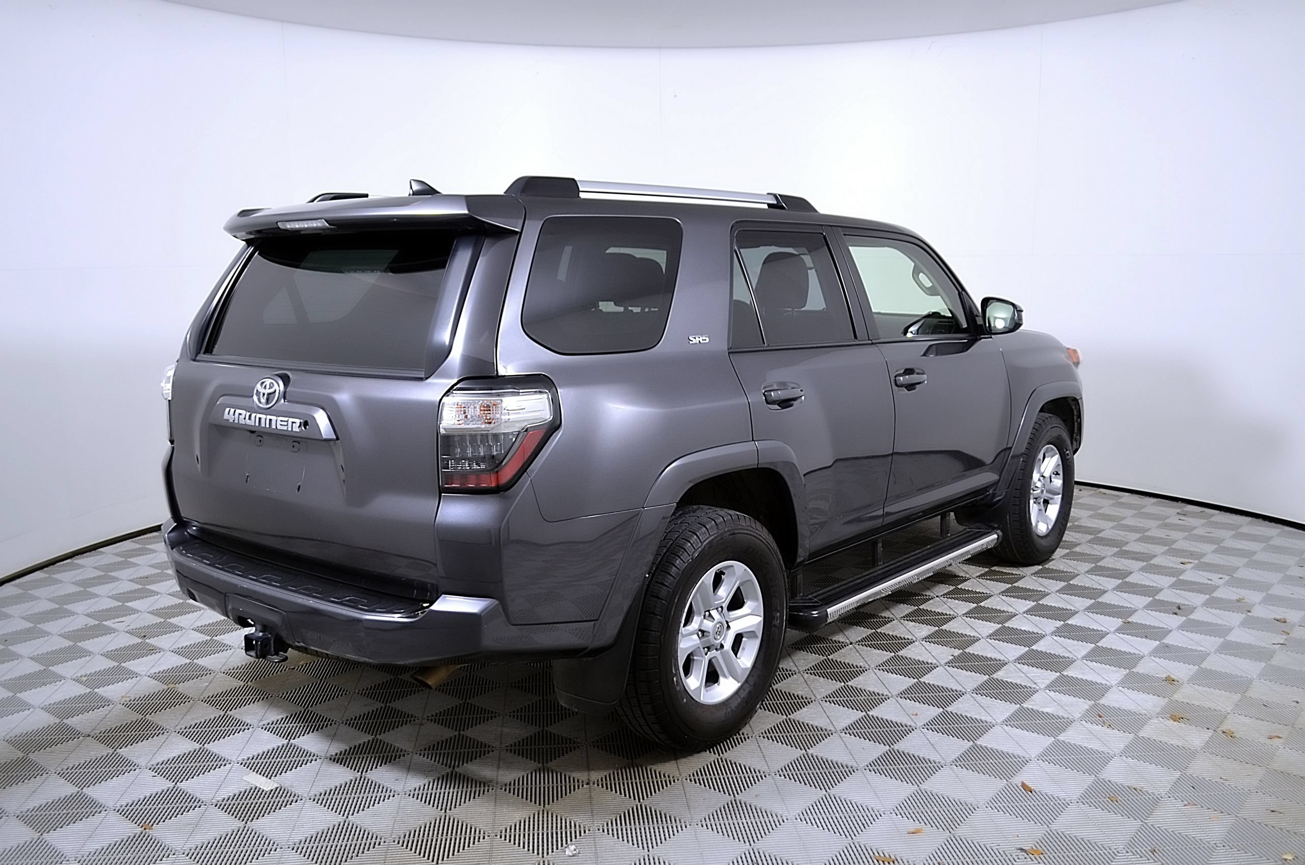 Used 2021 Toyota 4Runner SR5 RWD image 7