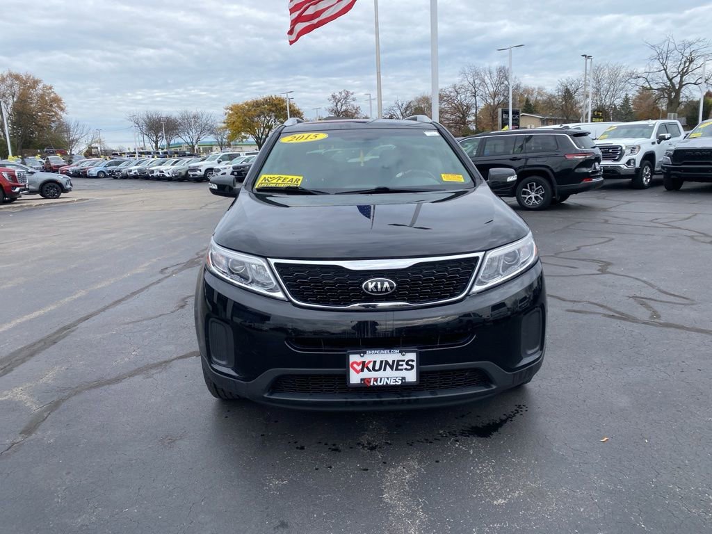 Used 2015 Kia Sorento LX image 9