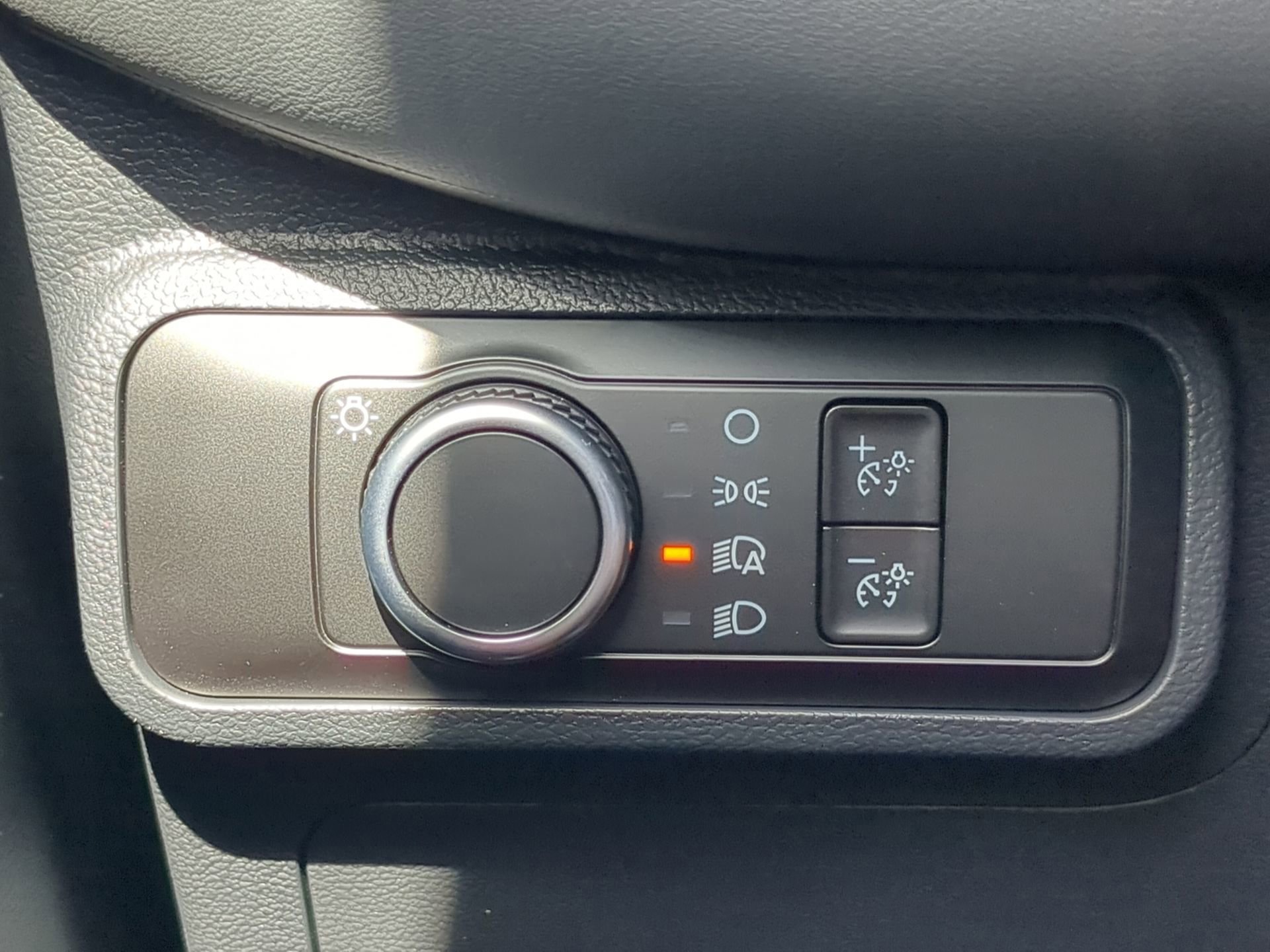 New 2026 Ford Explorer Active RWD image 66