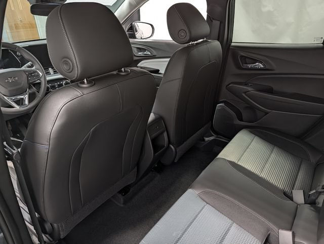 New 2026 Chevrolet Trax LT w/ Driver Confidence Package FWD image 13