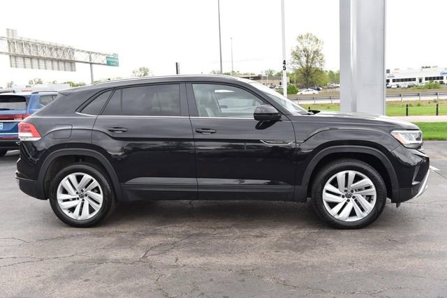Used 2023 Volkswagen Atlas Cross Sport SE w/ Panoramic Sunroof Package image 5