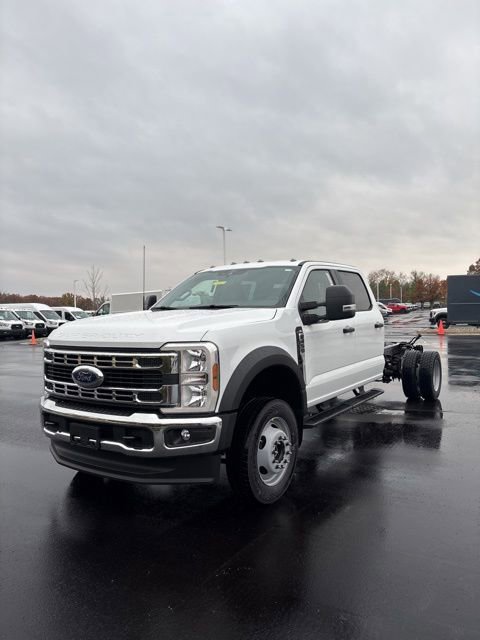 New 2026 Ford F450 XL w/ XL Chrome Package image 2