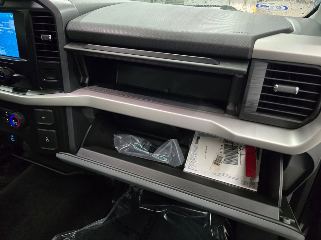 Used 2022 Ford F150 XLT w/ Trailer Tow Package image 35