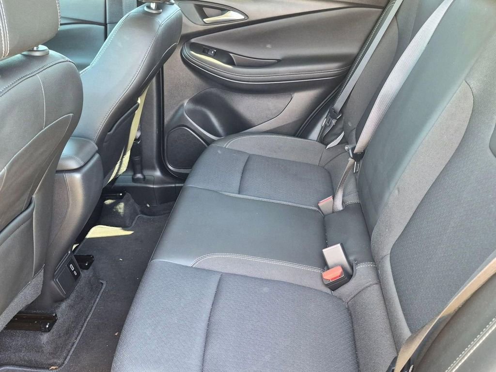 Used 2025 Buick Encore GX Preferred FWD image 30
