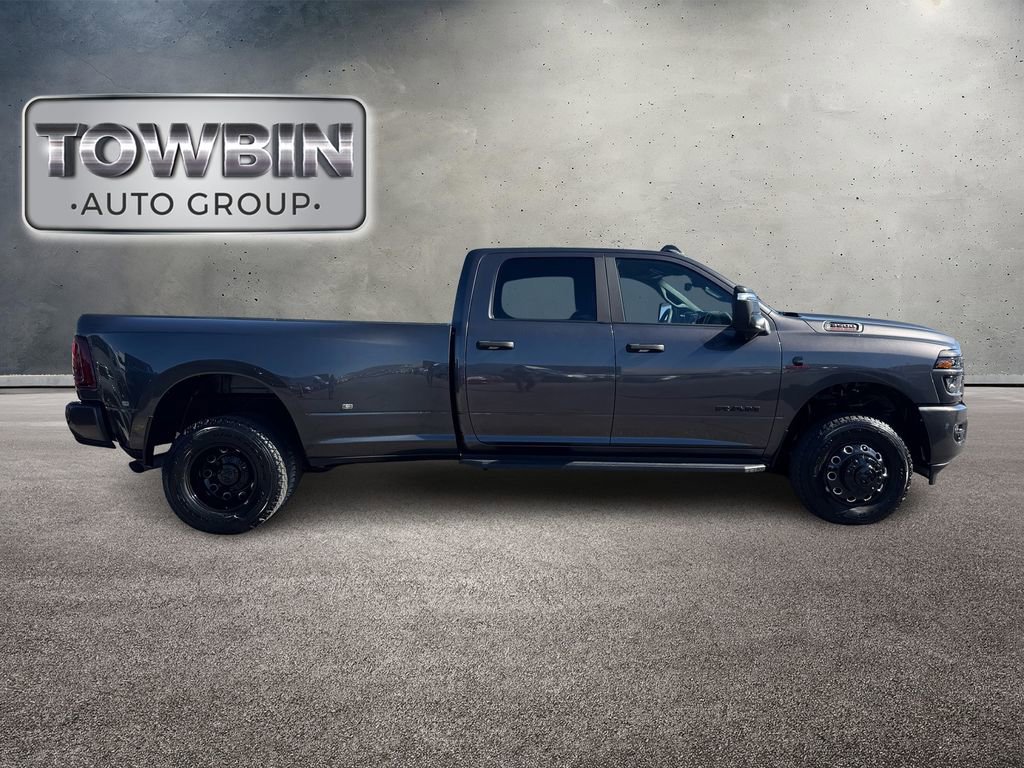 Used 2025 RAM 3500 Big Horn image 3