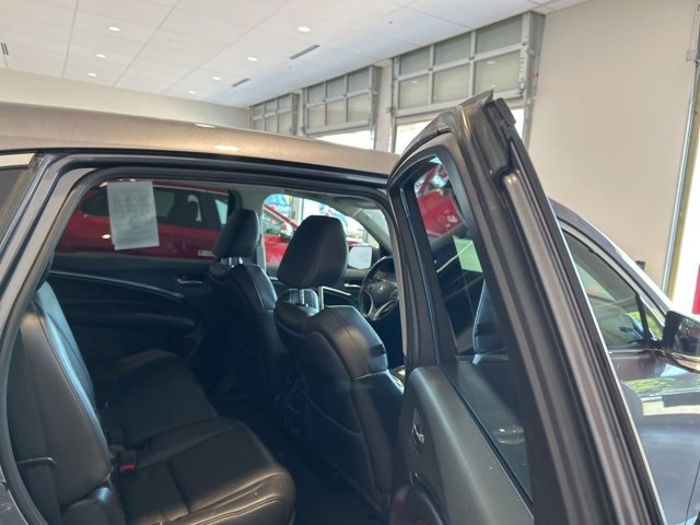 Used 2018 Acura MDX SH-AWD image 19