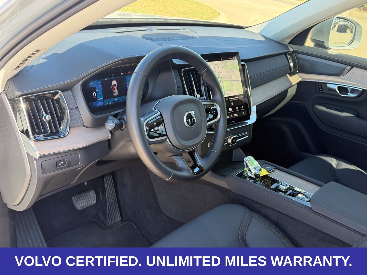 Certified 2026 Volvo XC90 B6 Plus AWD/4WD image 21