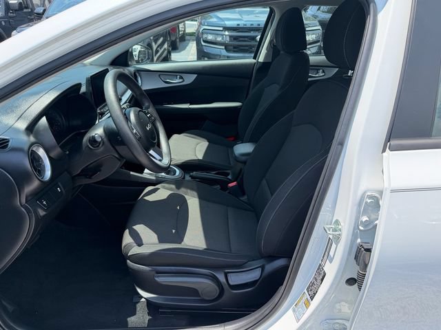 Used 2023 Kia Forte LXS FWD image 10